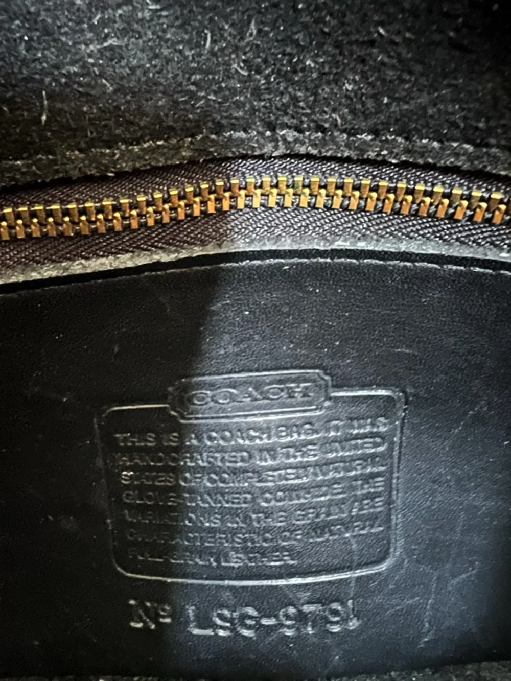 Vintage Coach Black Leather Crossbody with Gold Turn-Lock Made in USA - Picture 4 of 7